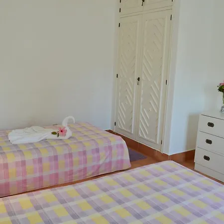 Prainha - 2 Or 3 Bedrooms 알보르